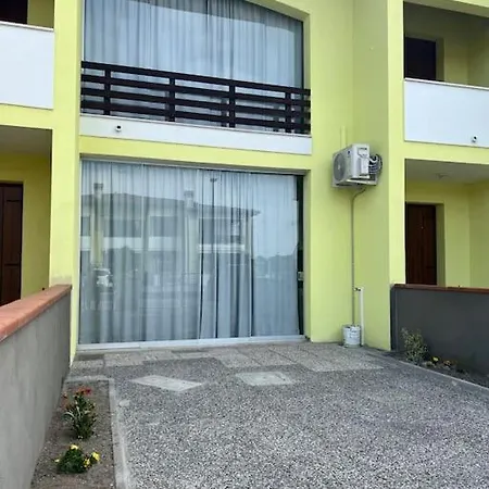 Villetta Indipendente * Lido di Scacchi
